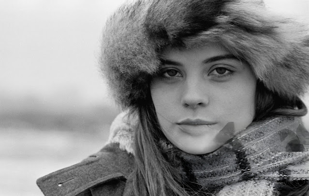 30 Stunning Portraits of Young Marie Trintignant in the Late 1970s and Early 1980s