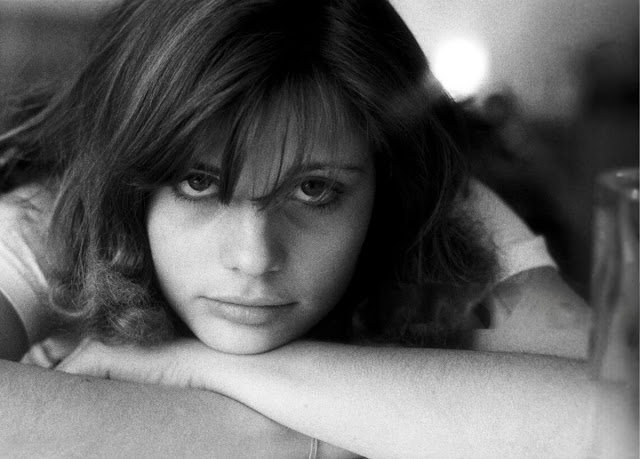 30 Stunning Portraits of Young Marie Trintignant in the Late 1970s and Early 1980s