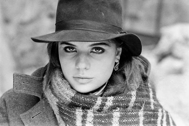 30 Stunning Portraits of Young Marie Trintignant in the Late 1970s and Early 1980s