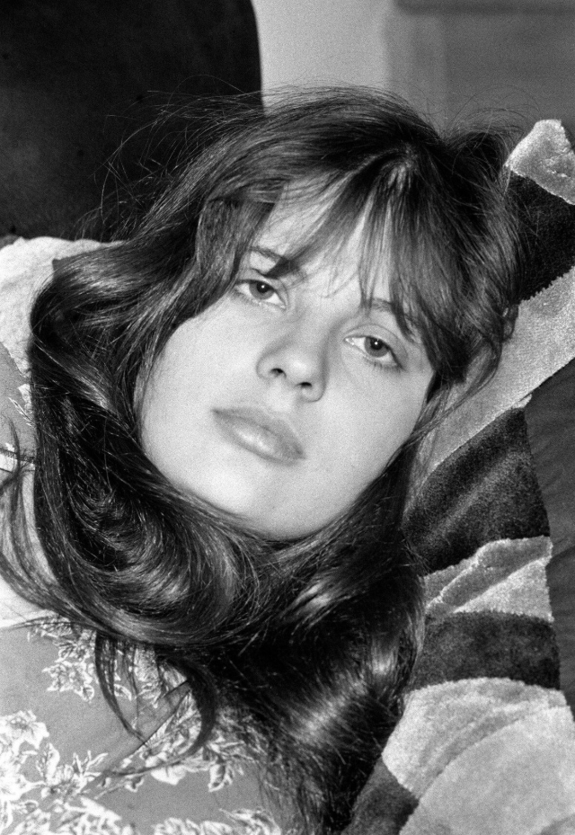 30 Stunning Portraits of Young Marie Trintignant in the Late 1970s and Early 1980s