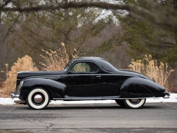 1939 Lincoln-Zephyr Coupe: One of the First and Most Iconic Art Deco American Cars