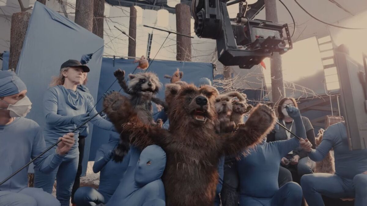 Apple’s New Holiday Film Showcases What the iPhone 17 Pro Can Do Behind the Scenes