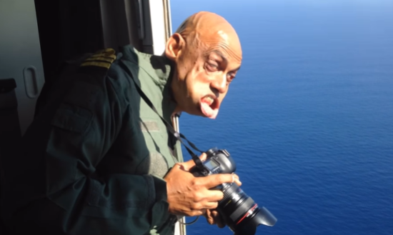 Former Navy officer battles fierce 300 knot winds at 20,000 ft for dramatic mid air photograph; video stuns internet