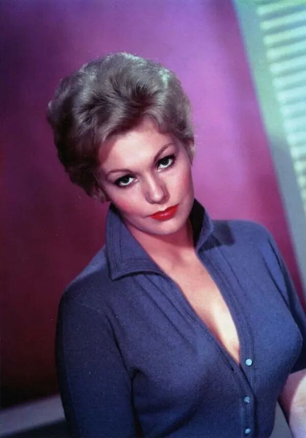 Kim Novak during her peak Hollywood years (6)