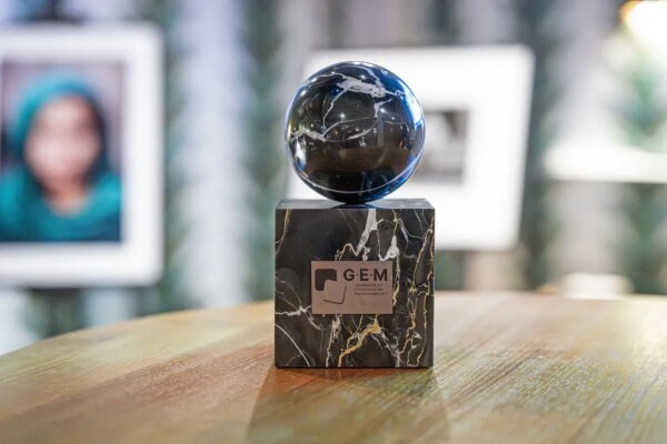 Renowned Brand Award Presented to Leica Majority Shareholder Dr Andreas Kaufmann