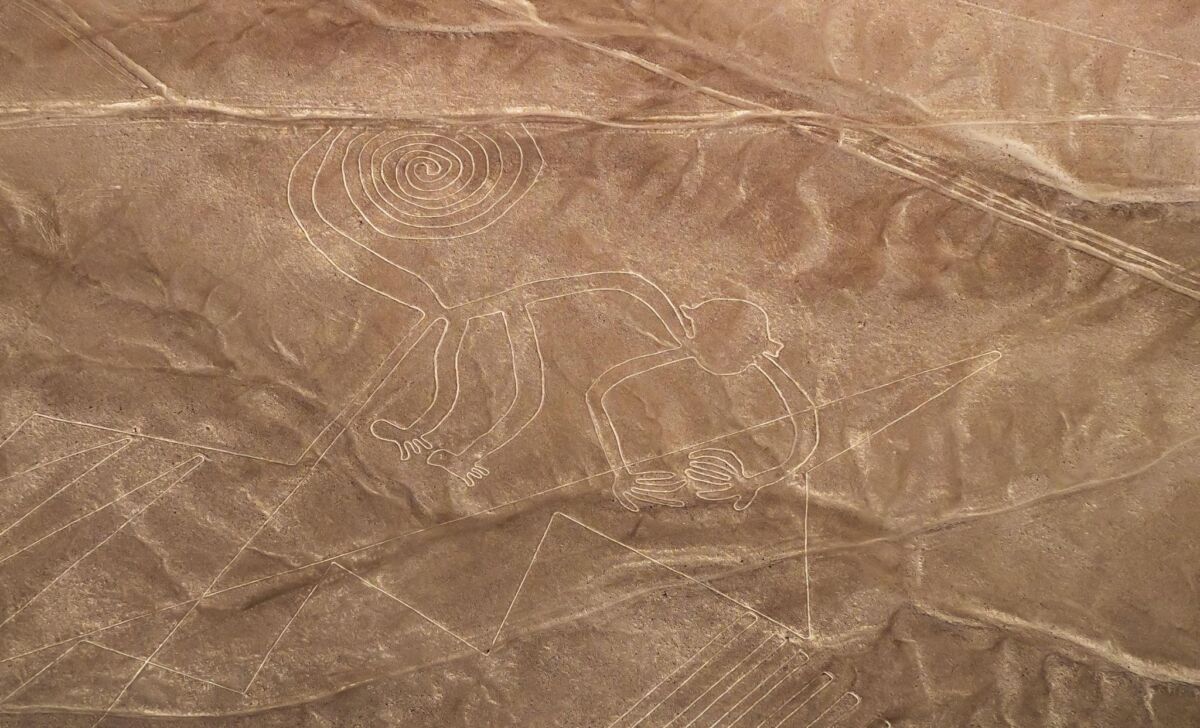 The desert drawings only visible from the sky
