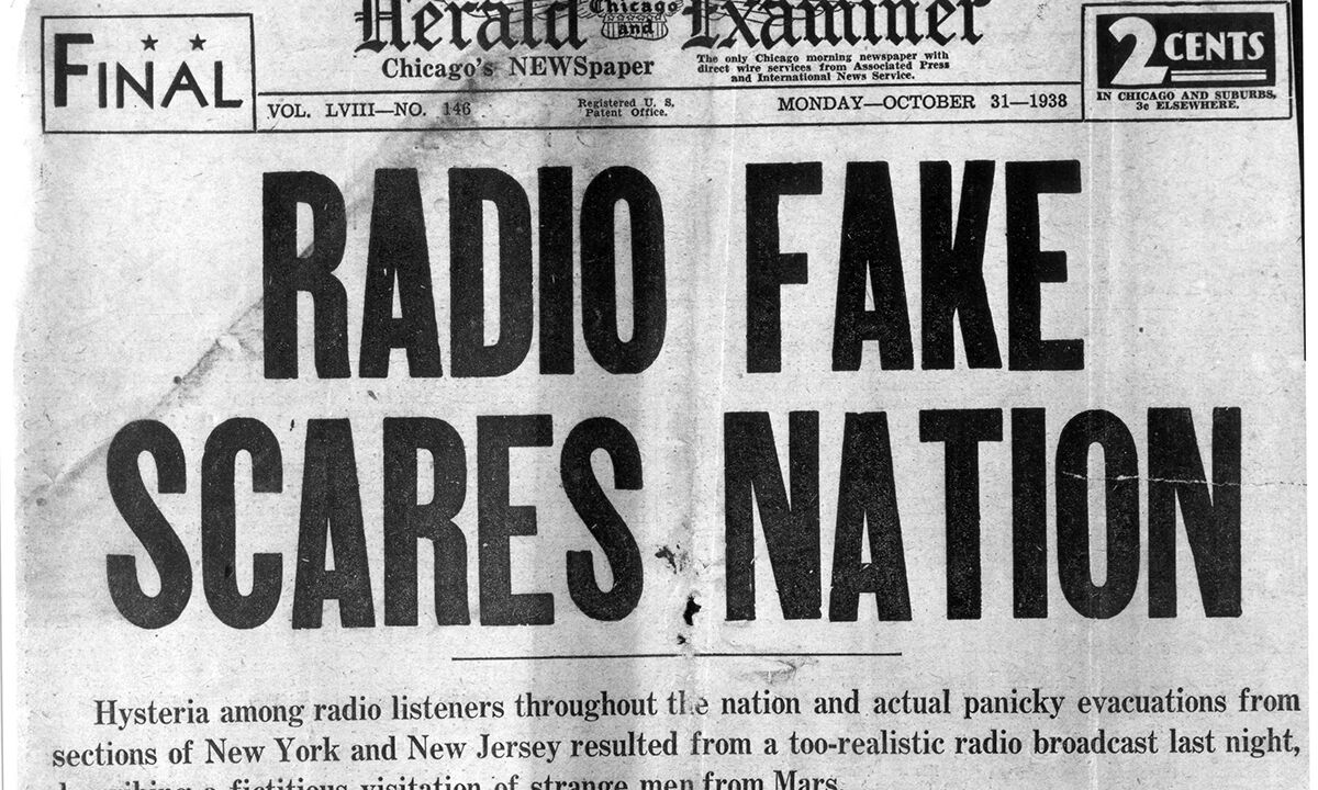 War of worlds newspaper headline