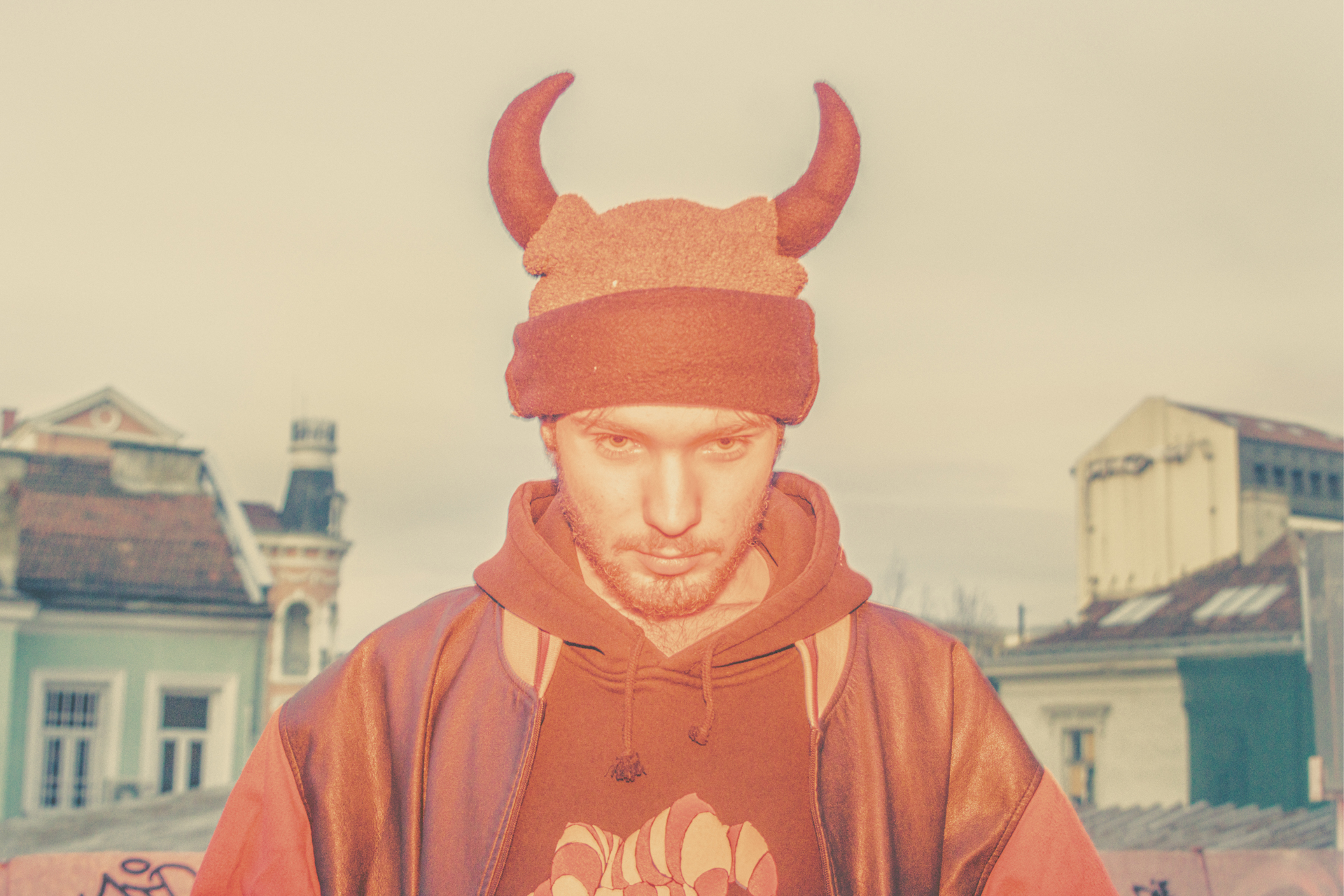 Nikola Ganev from Bulgaria is our guest today on wonderzofph...